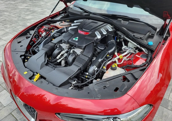 Alfa Romeo Giulia cena 219000 przebieg: 52500, rok produkcji 2017 z Kraków małe 277